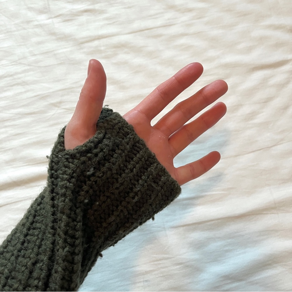 Bench Wrap Sweater - Picture 8 of 8